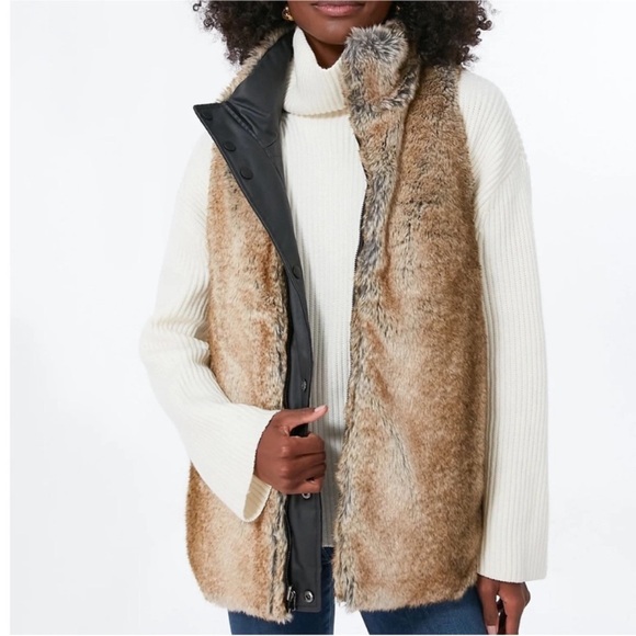 TUCKERNUCK Emilia Wax Fur Reversible Vest